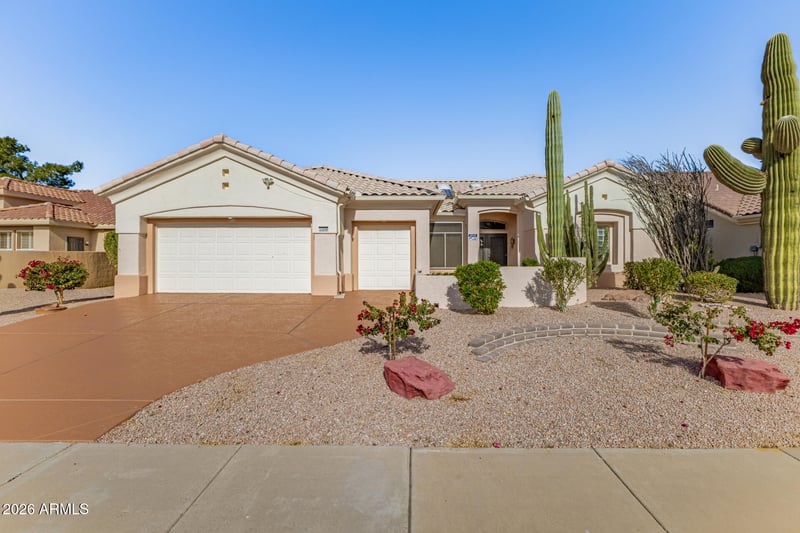 15220 Las Brizas Ln, Sun City West, AZ 85375