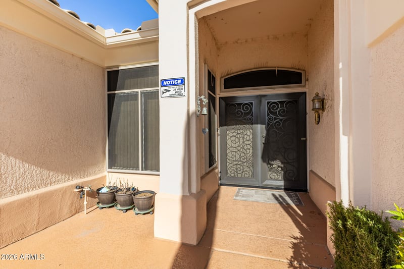 15220 Las Brizas Ln, Sun City West, AZ 85375
