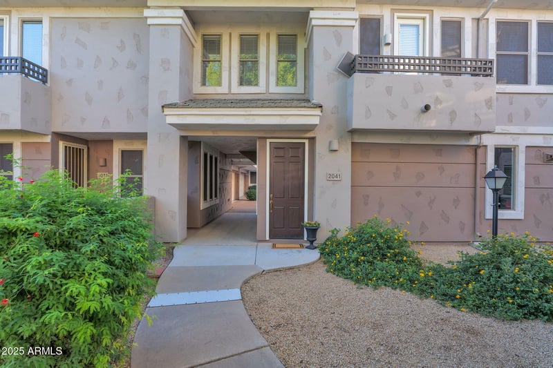 15221 Clubgate Dr #2041, Scottsdale, AZ 85254