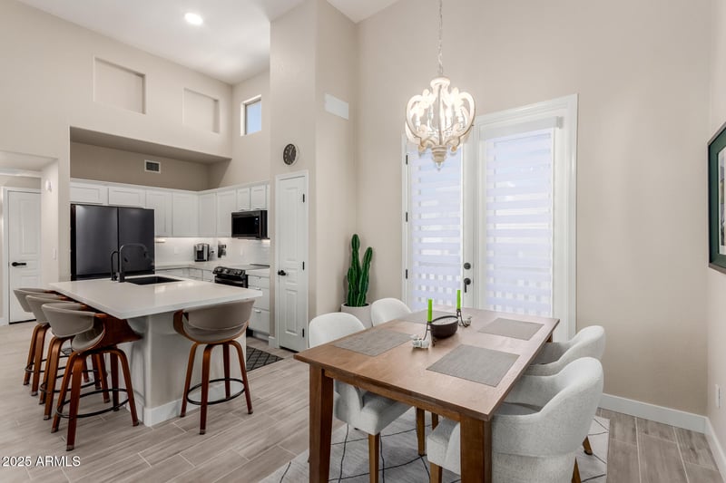 15221 Clubgate Dr #2054, Scottsdale, AZ 85254