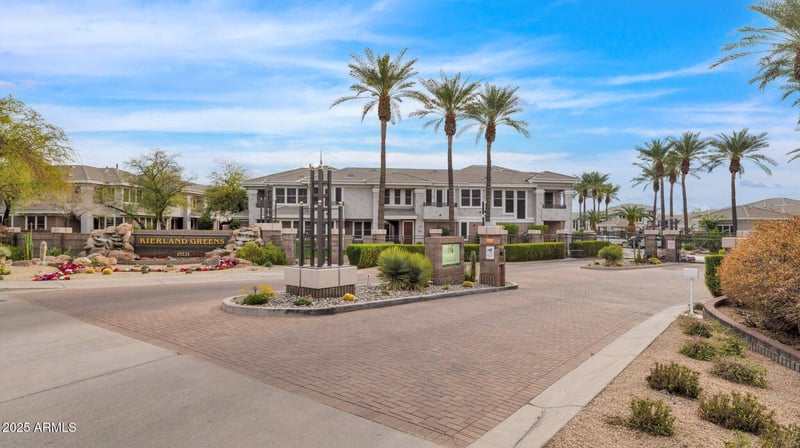15221 Clubgate Dr #2069, Scottsdale, AZ 85254