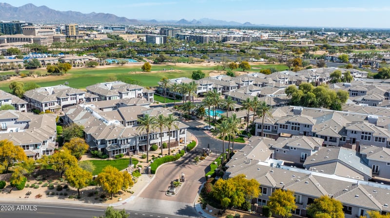 15221 Clubgate Dr #2077, Scottsdale, AZ 85254