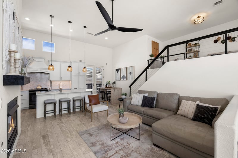 15221 N Clubgate Dr #2064, Scottsdale, AZ 85254