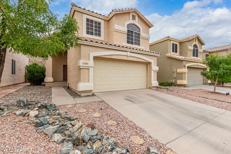 15221 S 14th Pl, Phoenix, AZ 85048
