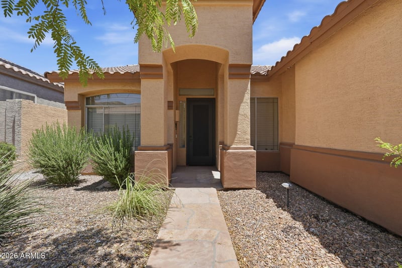 15221 S 18th Ave, Phoenix, AZ 85045