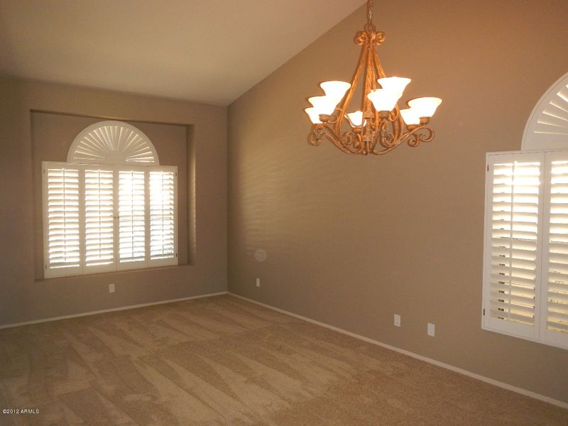 15223 S 28th St, Phoenix, AZ 85048