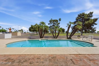 15225 Cameo Dr, Sun City, AZ 85351