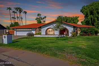 15226 2nd St, Phoenix, AZ 85022