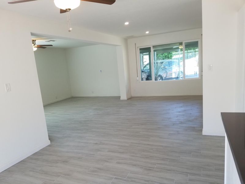 1523 E Carol Ave, Phoenix, AZ 85020