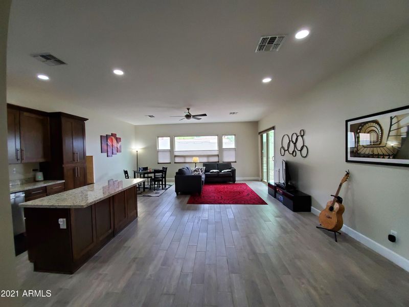 1523 E Hatcher Rd, Phoenix, AZ 85020