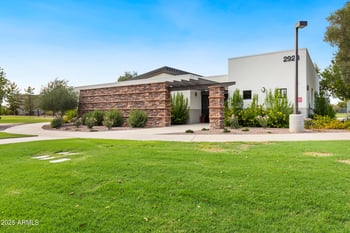 1523 Elgin St, Gilbert, AZ 85295