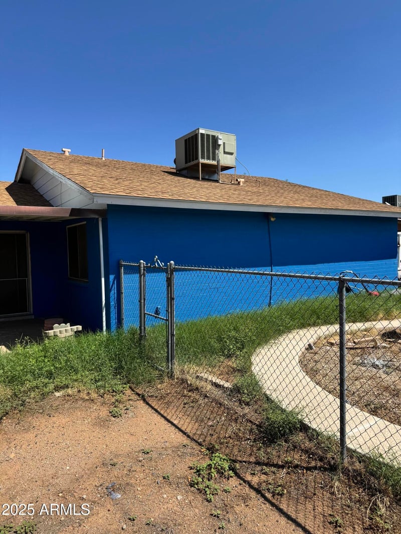 1523 Michigan Ave, Phoenix, AZ 85023