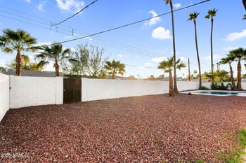 1523 Flynn Ln, Phoenix, AZ 85015