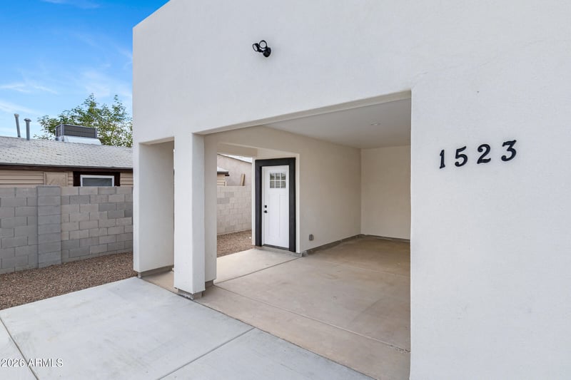 1523 W Hadley St, Phoenix, AZ 85007