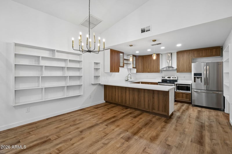 1523 W Mission Dr, Chandler, AZ 85224