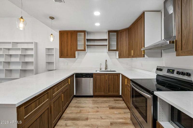 1523 W Mission Dr, Chandler, AZ 85224