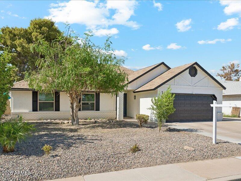 1523 W Mission Dr, Chandler, AZ 85224
