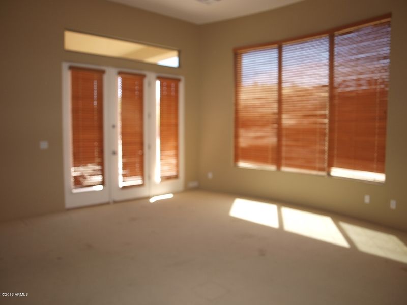 1523 W Willow Ridge Dr, Phoenix, AZ 85041