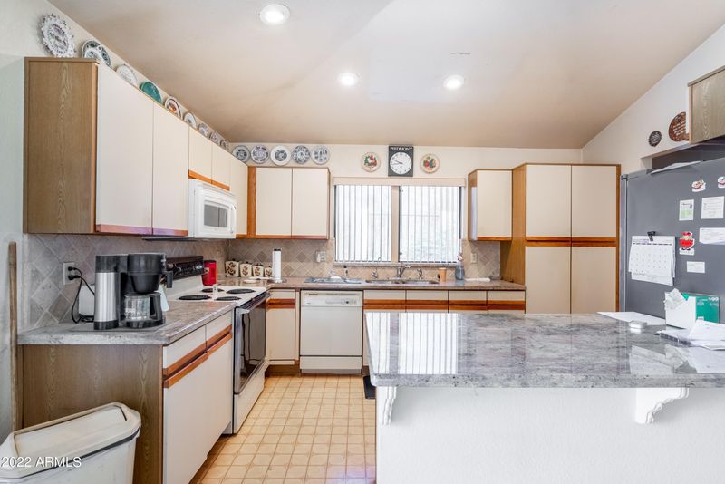 15230 S 37th Pl, Phoenix, AZ 85044