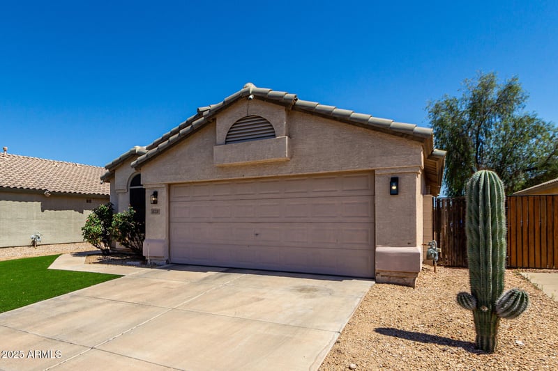 15231 Melissa Ln, Surprise, AZ 85374