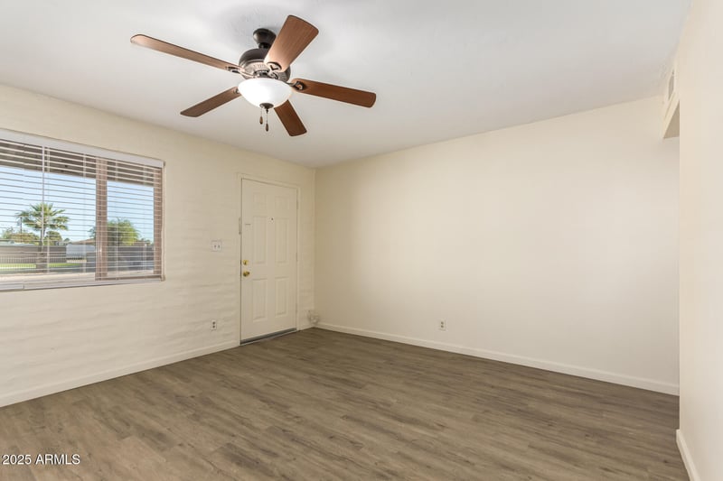 15232 26th St, Phoenix, AZ 85032