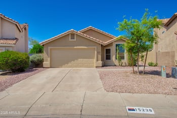 15238 42nd St, Phoenix, AZ 85044