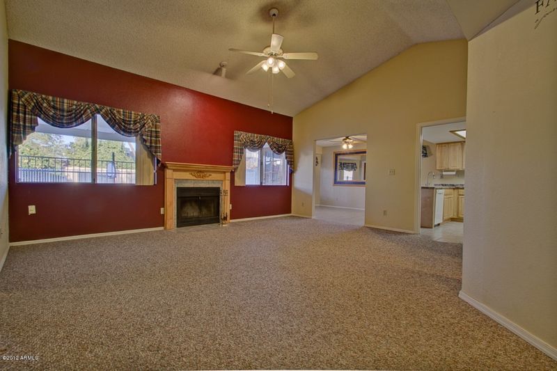 15238 N 63rd Dr, Glendale, AZ 85306