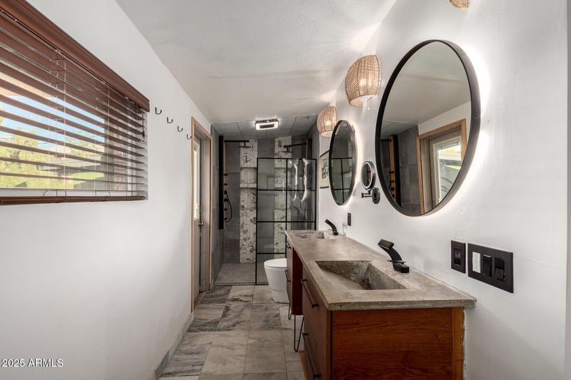1524 Christy Dr, Phoenix, AZ 85020