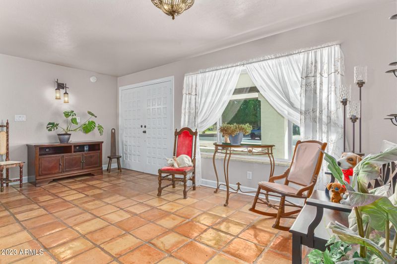 1524 E Halifax St, Mesa, AZ 85203