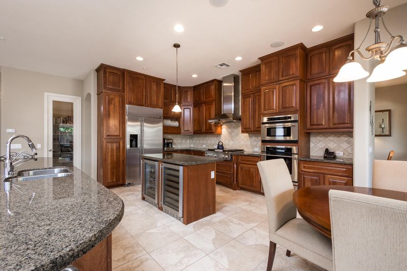 1524 W Calle Escuda --, Phoenix, AZ 85085