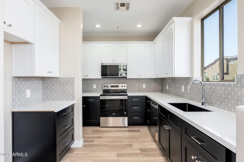 15240 N 142nd Ave #1110, Surprise, AZ 85379