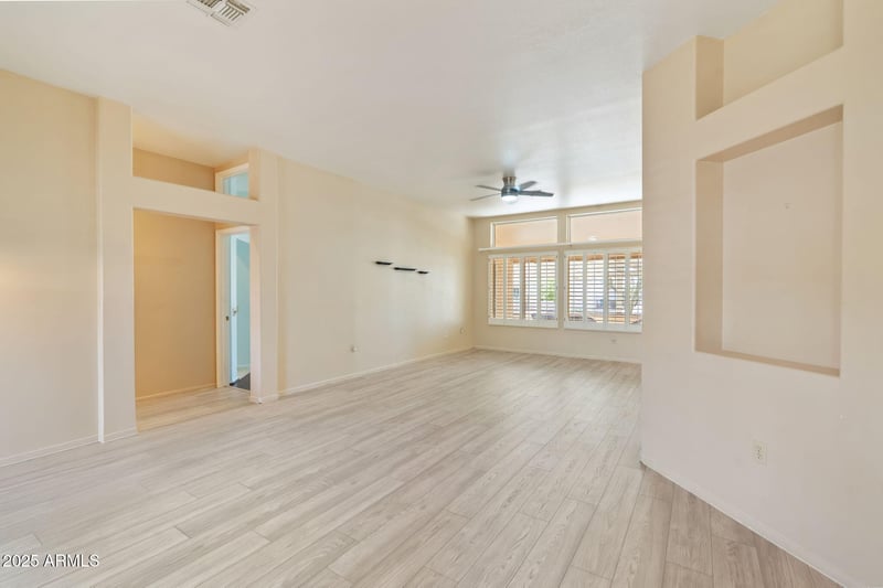 15241 Blue Verde Dr, Sun City West, AZ 85375