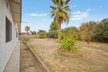 15243 N 52nd Dr, Glendale, AZ 85306