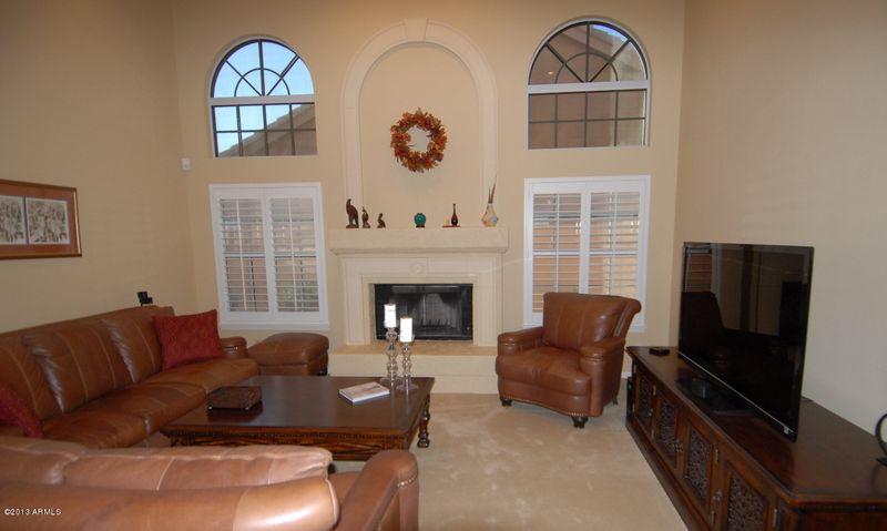 15245 S 18th St, Phoenix, AZ 85048