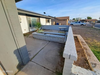 15247 52nd Ave, Glendale, AZ 85306