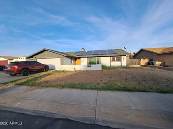 15247 52nd Ave, Glendale, AZ 85306