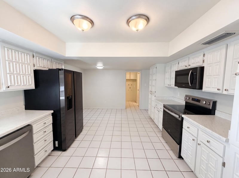 15248 N 53rd Ave, Glendale, AZ 85306