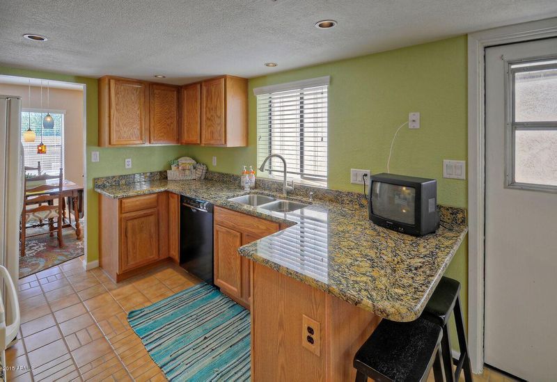 1525 E Royal Palm Rd, Phoenix, AZ 85020