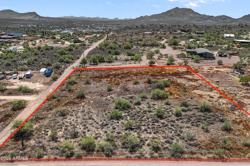 1525 W Lazy K Ranch Rd #'-', New River, AZ 85087