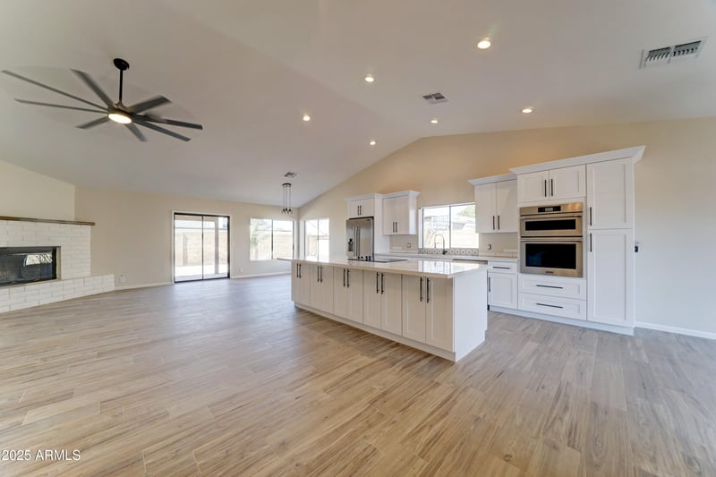 15250 65th Ave, Glendale, AZ 85306