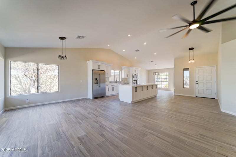 15250 65th Ave, Glendale, AZ 85306