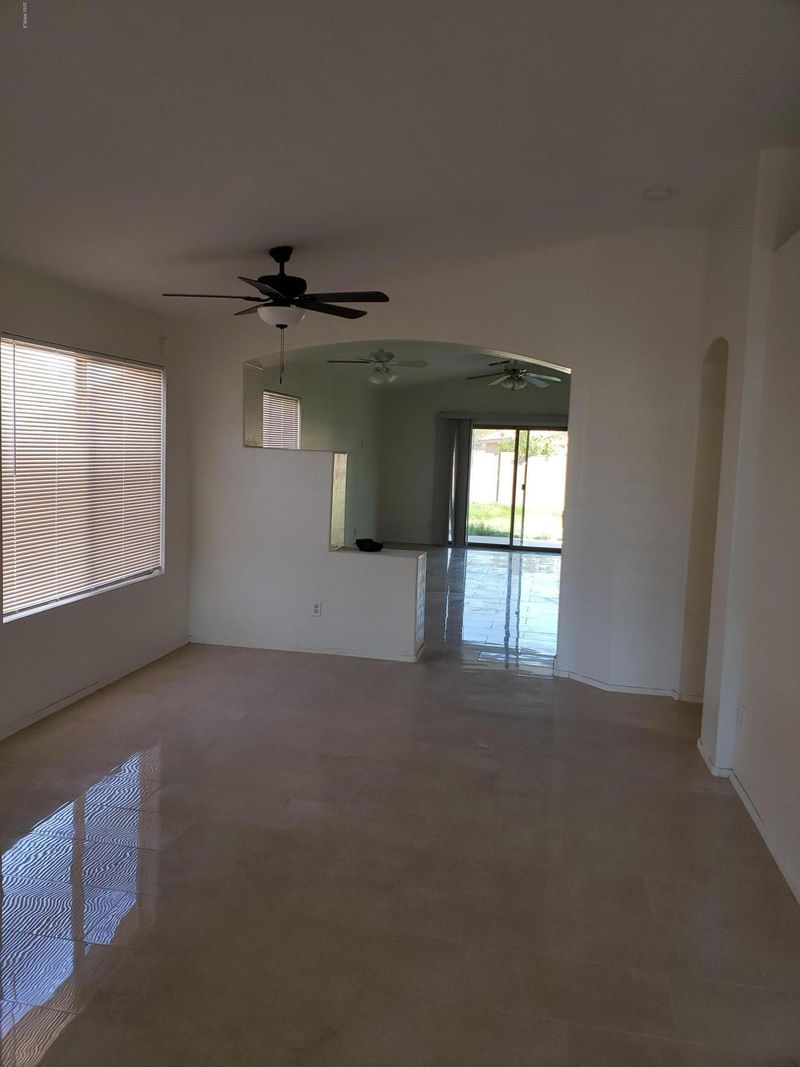 1526 E Chambers St, Phoenix, AZ 85040