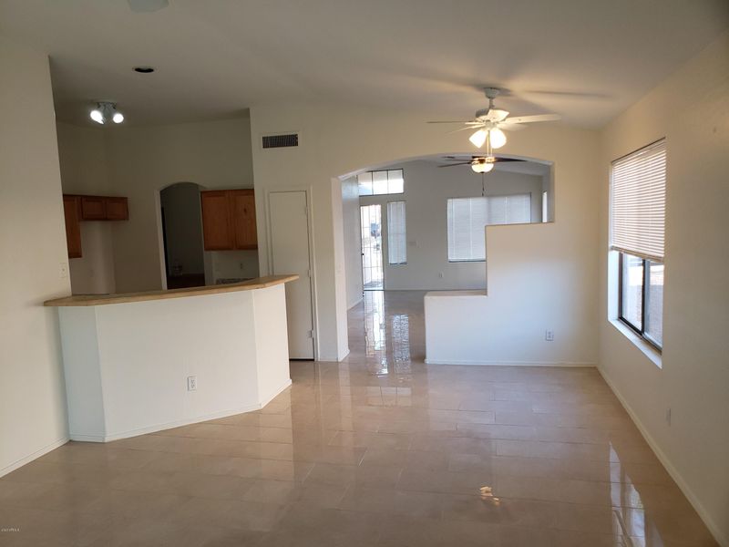 1526 E Chambers St, Phoenix, AZ 85040