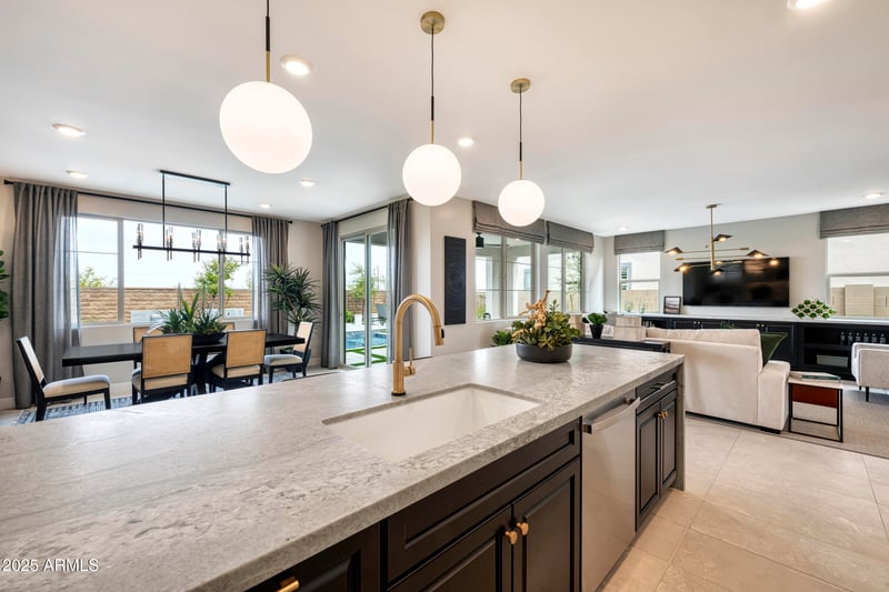 1526 E Coconino Way, Gilbert, AZ 85298