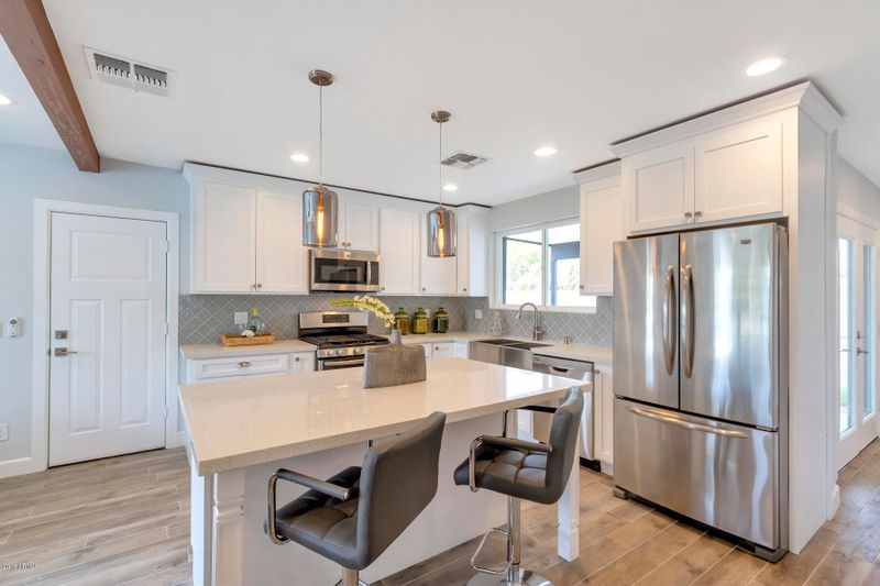 1526 E Edgemont Ave, Phoenix, AZ 85006