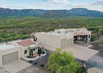 1526 E Venado Dr, New River, AZ 85087