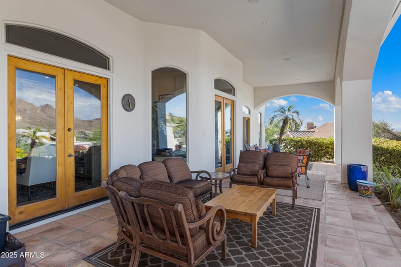 1526 Eugie Ave, Phoenix, AZ 85022