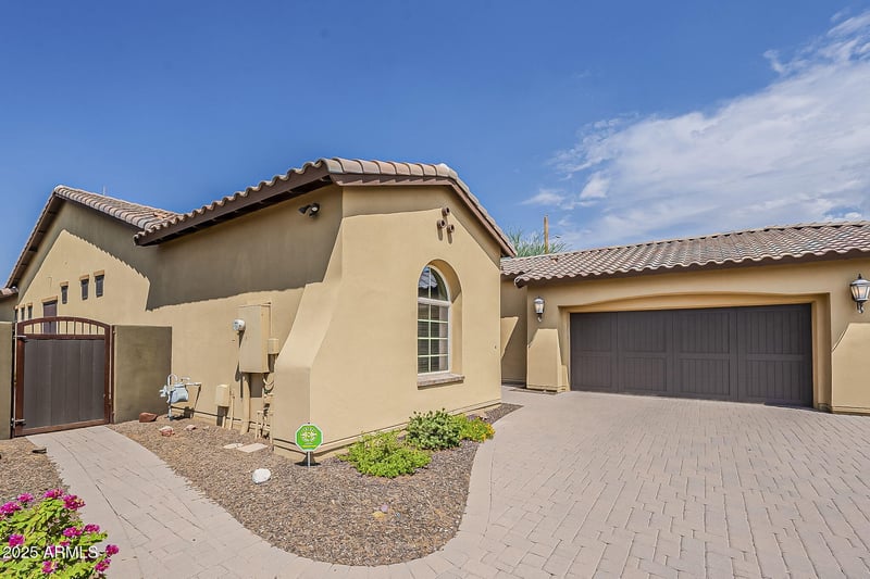 1526 Hazel Dr, Phoenix, AZ 85042