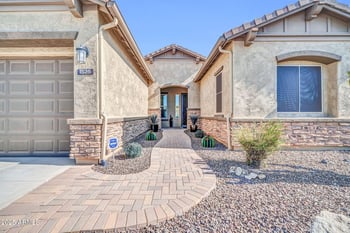 1526 Molly Ln, Phoenix, AZ 85085