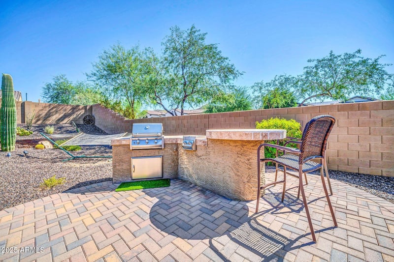 1526 Molly Ln, Phoenix, AZ 85085